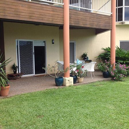 Apartamento Hideaway On Hillview Cairns Exterior foto